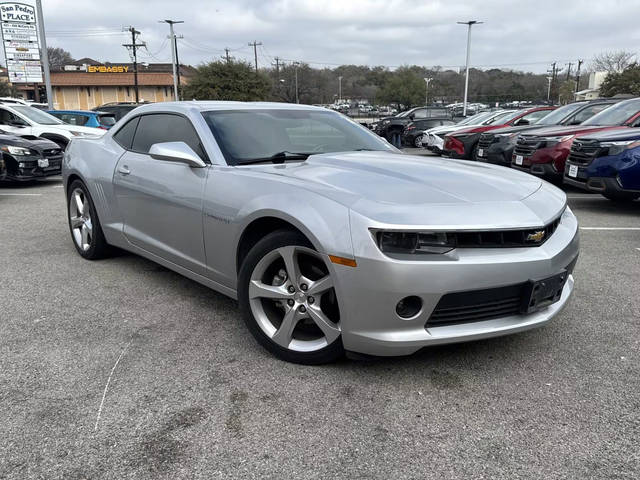 2015 Chevrolet Camaro LT RWD photo