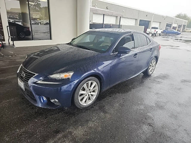 2015 Lexus IS  RWD photo