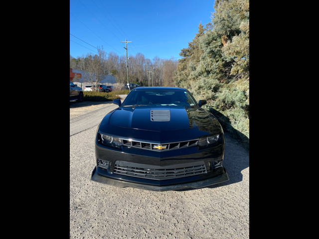 2015 Chevrolet Camaro SS RWD photo