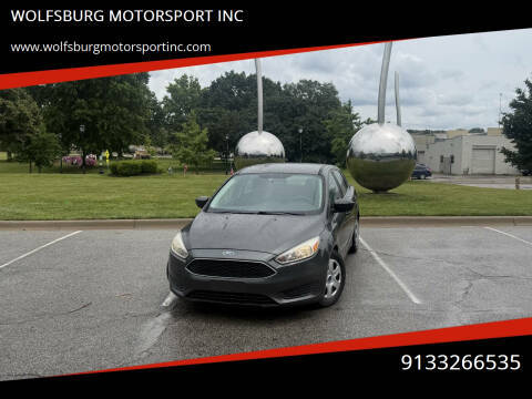 2015 Ford Focus S FWD photo