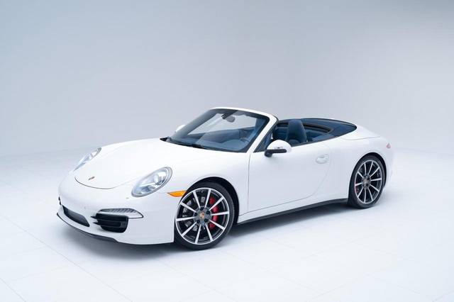 2015 Porsche 911 Carrera 4S AWD photo
