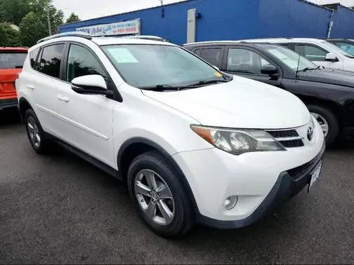 2015 Toyota RAV4 XLE AWD photo