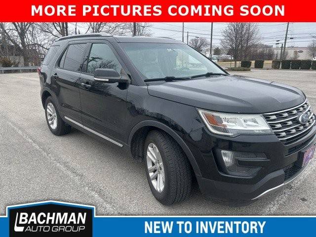 2016 Ford Explorer XLT FWD photo