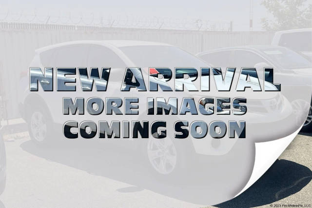 2015 Toyota RAV4 LE FWD photo