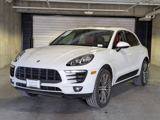 2015 Porsche Macan S AWD photo