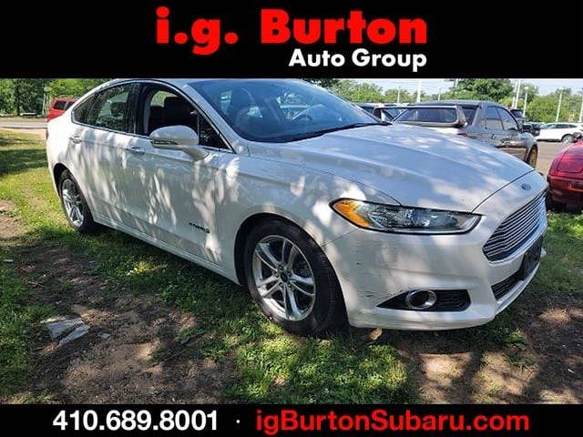 2016 Ford Fusion Titanium Hybrid FWD photo