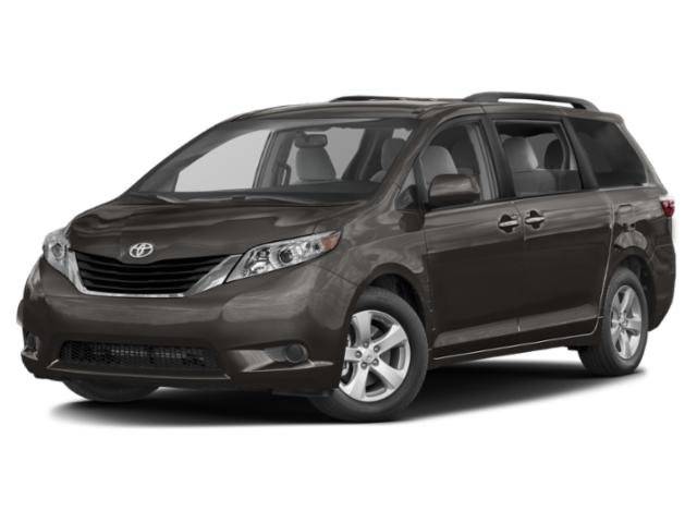 2015 Toyota Sienna LE FWD photo