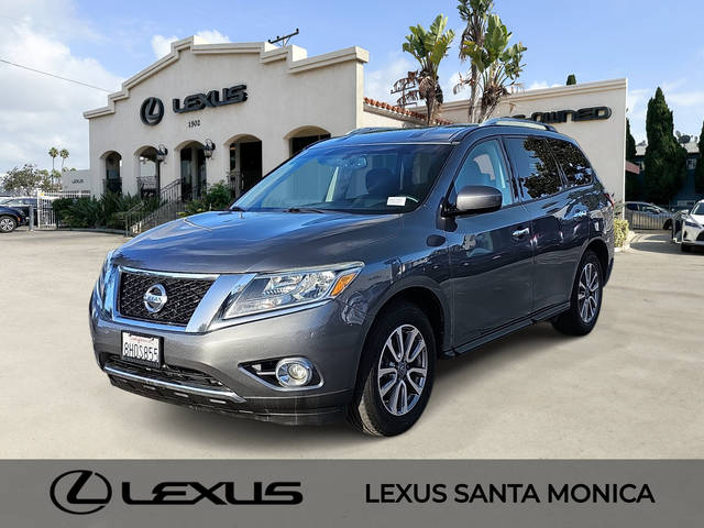 2015 Nissan Pathfinder S FWD photo