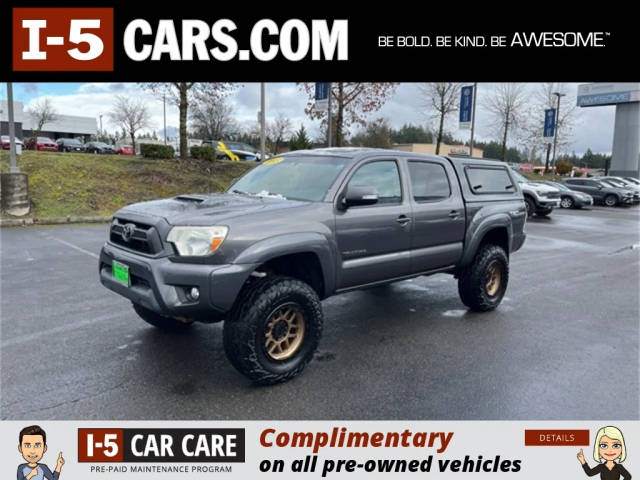 2015 Toyota Tacoma  4WD photo