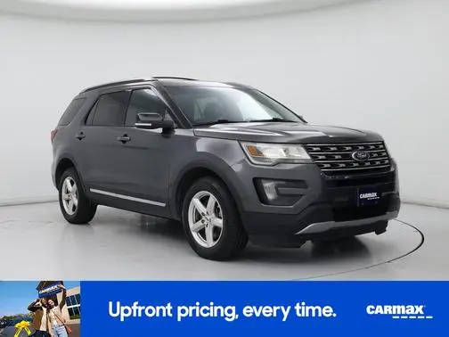 2016 Ford Explorer XLT 4WD photo