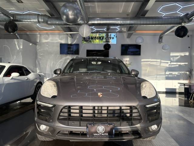 2016 Porsche Macan S AWD photo