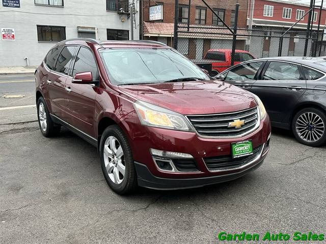 2016 Chevrolet Traverse LT FWD photo