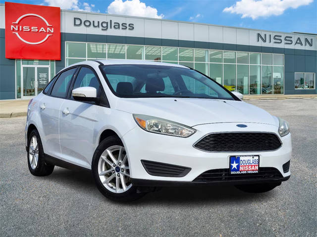 2015 Ford Focus SE FWD photo