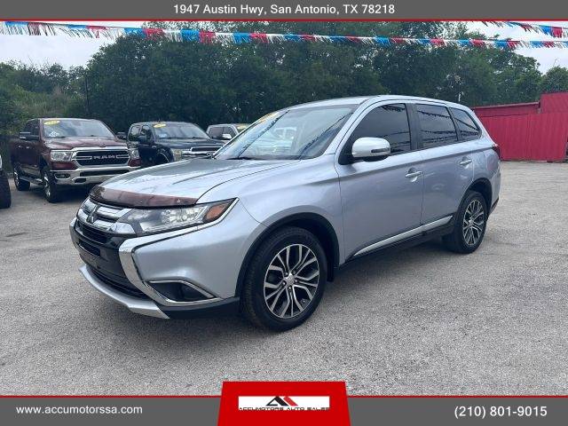 2016 Mitsubishi Outlander SE 4WD photo