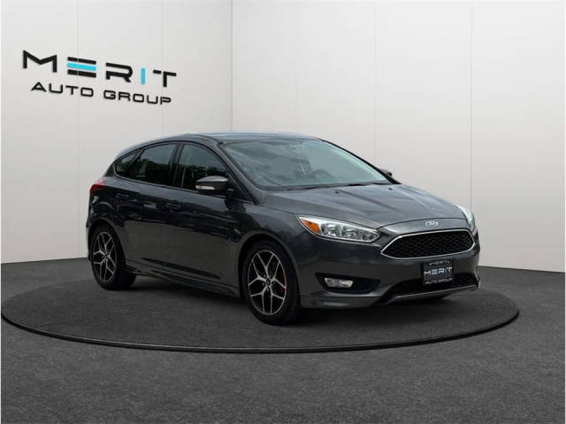 2015 Ford Focus SE FWD photo