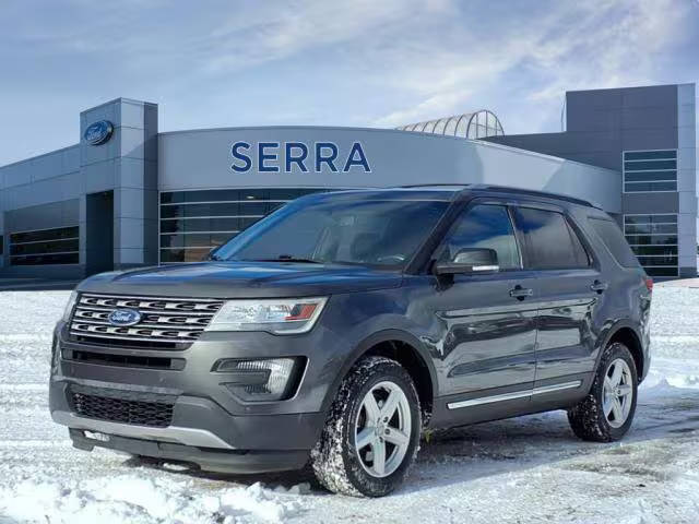 2016 Ford Explorer XLT 4WD photo