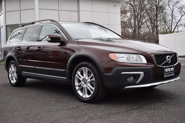 2016 Volvo XC70 T5 Premier AWD photo