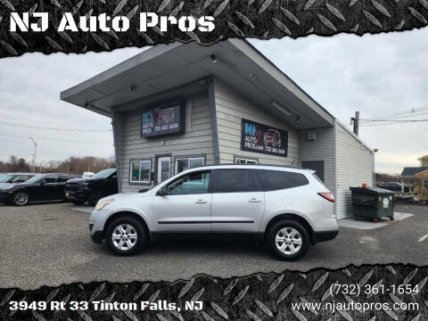 2016 Chevrolet Traverse LS FWD photo