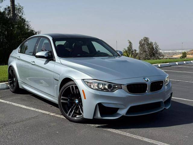 2015 BMW M3  RWD photo