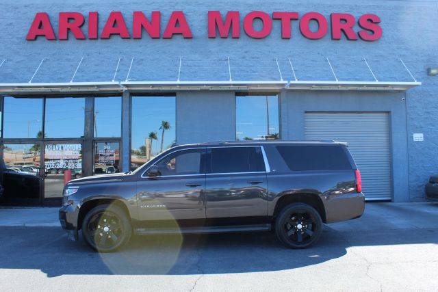 2016 Chevrolet Suburban LT RWD photo