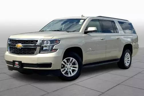 2016 Chevrolet Suburban LT 4WD photo