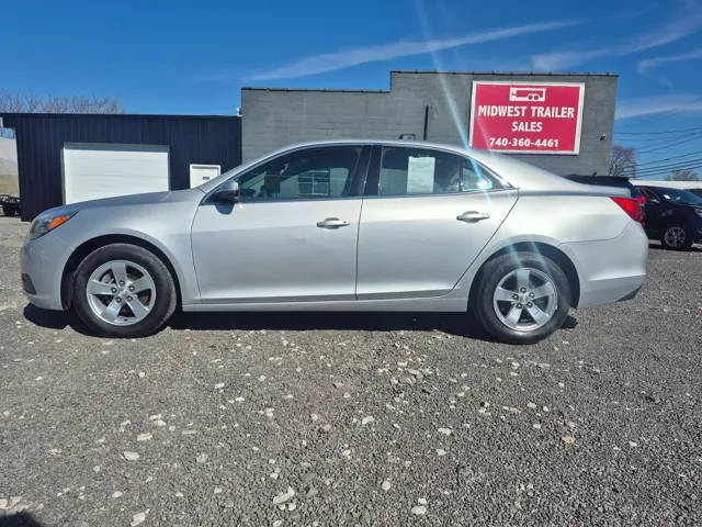 2016 Chevrolet Malibu LT FWD photo