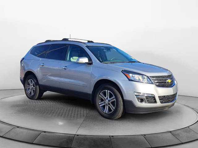 2016 Chevrolet Traverse LT FWD photo