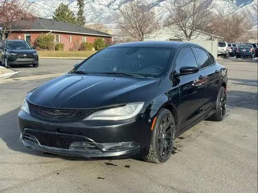 2015 Chrysler 200 S FWD photo