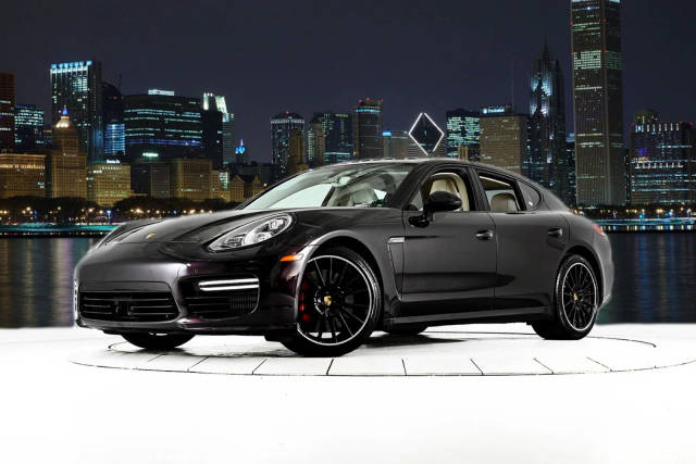 2016 Porsche Panamera Turbo AWD photo