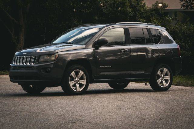 2016 Jeep Compass Sport FWD photo
