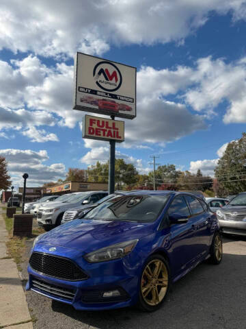 2015 Ford Focus ST FWD photo