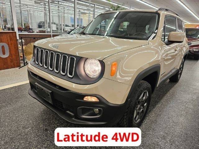 2015 Jeep Renegade Latitude 4WD photo