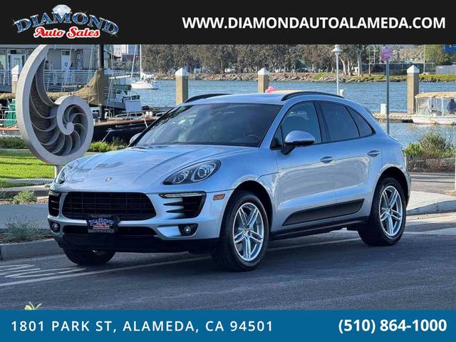 2016 Porsche Macan S AWD photo