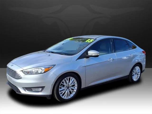 2015 Ford Focus Titanium FWD photo