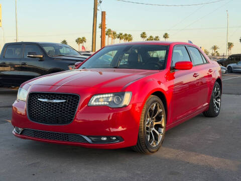 2015 Chrysler 300 300S RWD photo
