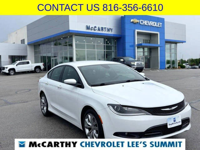 2016 Chrysler 200 S FWD photo