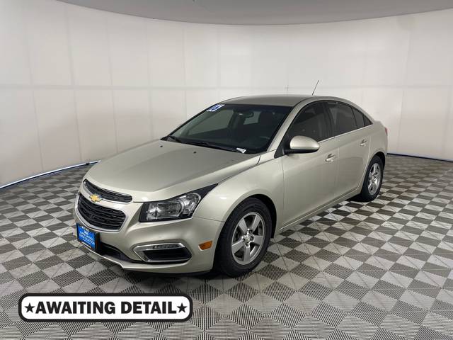 2016 Chevrolet Cruze LT FWD photo
