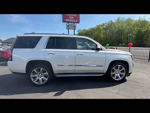 2015 Cadillac Escalade Luxury 4WD photo