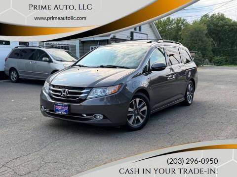 2016 Honda Odyssey Touring FWD photo