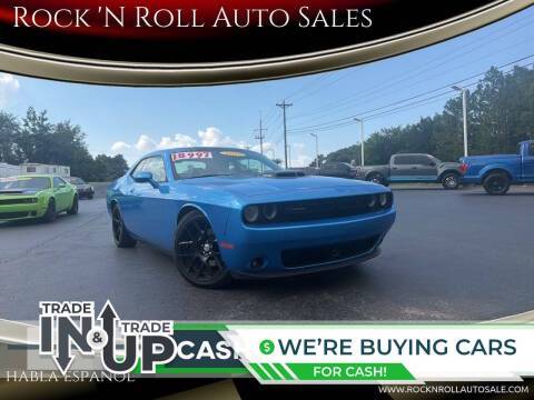 2015 Dodge Challenger R/T Plus Shaker RWD photo