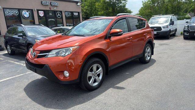 2015 Toyota RAV4 XLE AWD photo