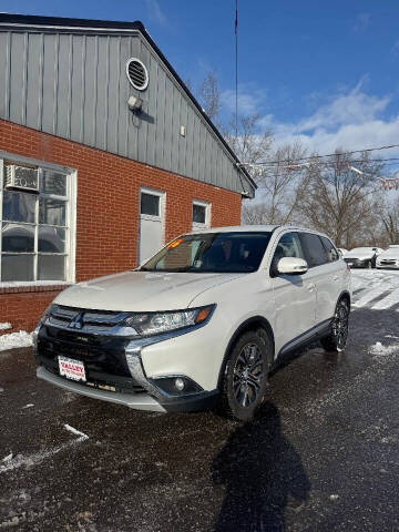 2016 Mitsubishi Outlander SE 4WD photo