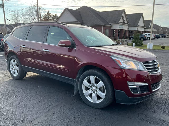 2016 Chevrolet Traverse LT FWD photo