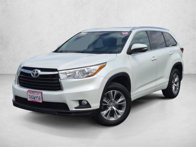 2015 Toyota Highlander XLE FWD photo
