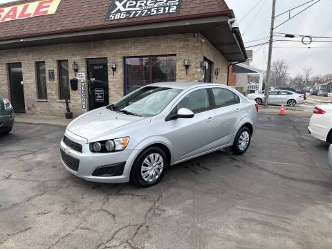 2016 Chevrolet Sonic LS FWD photo
