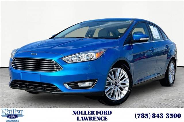 2015 Ford Focus Titanium FWD photo