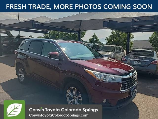 2015 Toyota Highlander XLE AWD photo