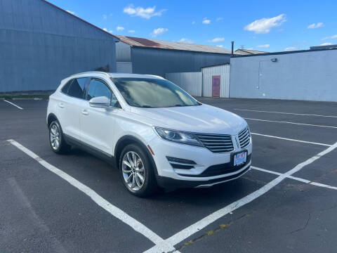 2016 Lincoln MKC Select AWD photo