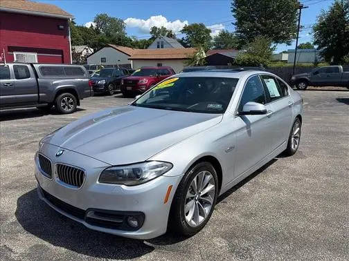 2016 BMW 5 Series 528i xDrive AWD photo
