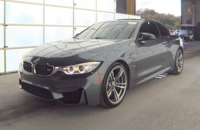 2015 BMW M4  RWD photo